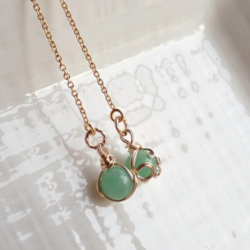 K14WG フックピアス エメラルドストーン付き K14WG フックピアス エメラルドストーン付き ルビー ピアス