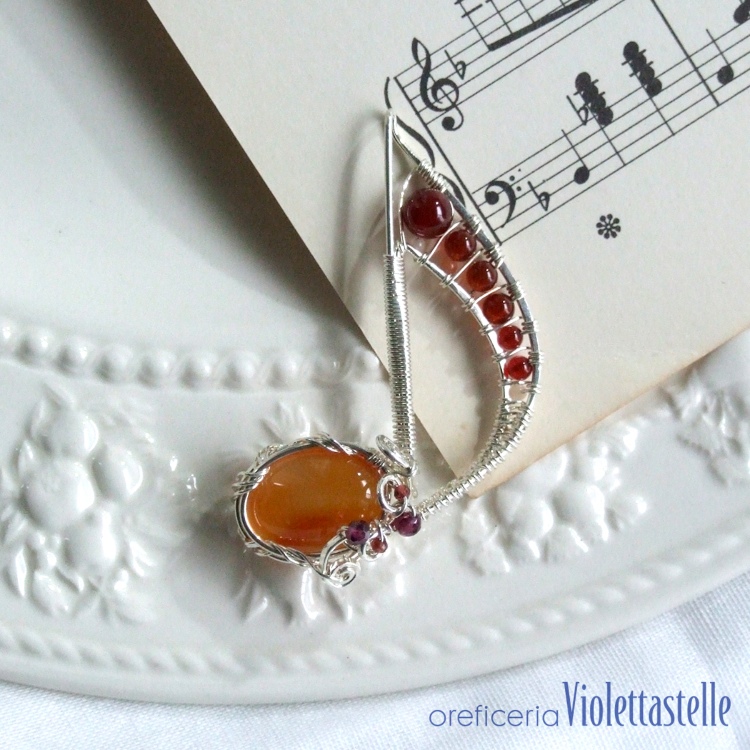 音符のペンダントヘッド（シルバー、カーネリアン）