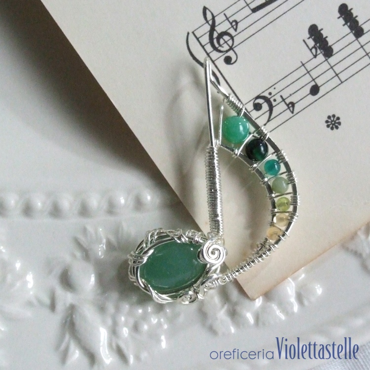 音符のペンダントヘッド（シルバー、グリーンアベンチュリン）