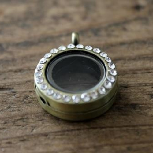 ペンダントロケット【ラウンド20mm】金古美1個 チャーム junco