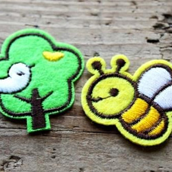 ★在庫処分！刺繍ワッペン【みつばち】２個 4枚目の画像