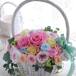 プリザーブドフラワー　バスケットブーケ　かご　ピンク　水色　ウェディングブーケ　ブーケ