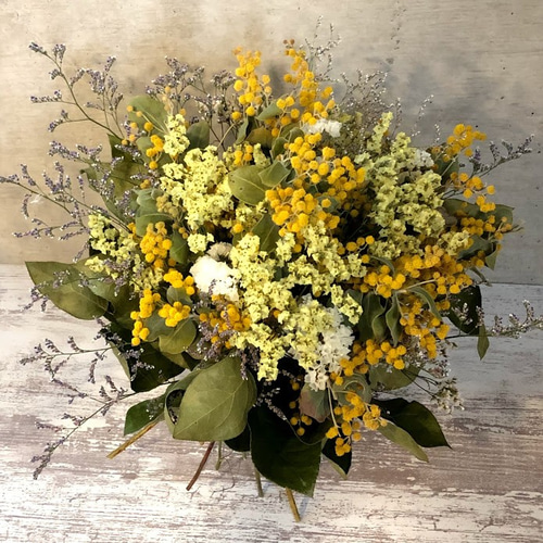 ミミ 花かんむり♡リストブーケ kazumi.m | . シャンペトルブーケ ほぼグラスのみのbouquet