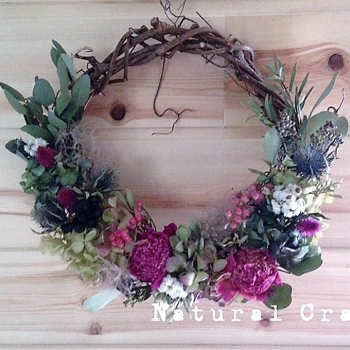 野ぶどうのつるのハーフムーンリース＊ピンク＊直径約26cm ドライ