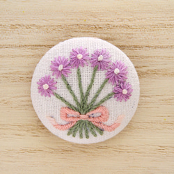 まなみんです　秋のブーケブローチ＋紅葉の立体刺繍ブローチ まなみんです 秋のブーケブローチ＋紅葉の立体刺繍ブローチ
