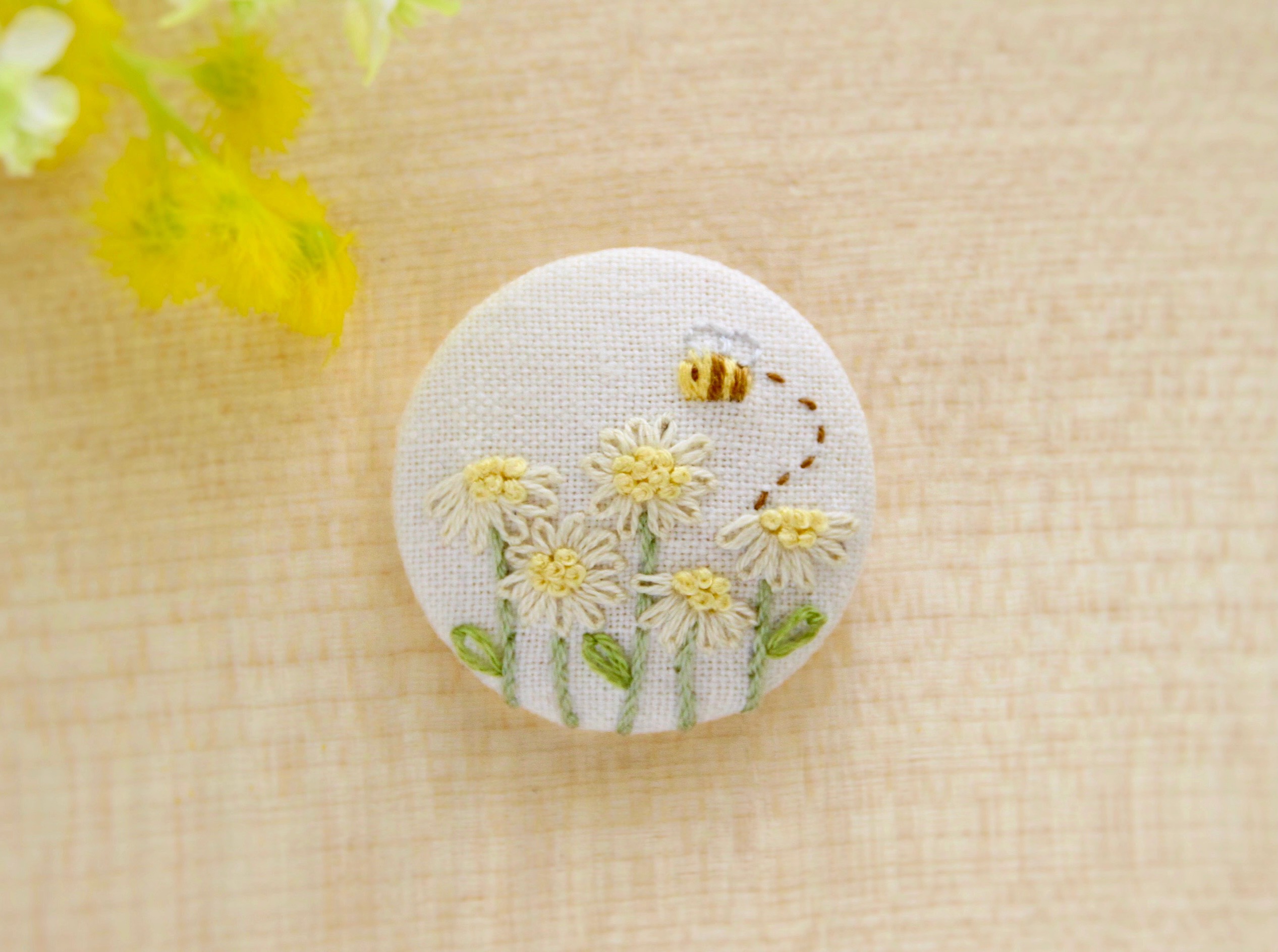 刺繍ブローチ　専用商品 nekogaoの刺繍ブローチと小物 (レディブティックシリーズno.8057