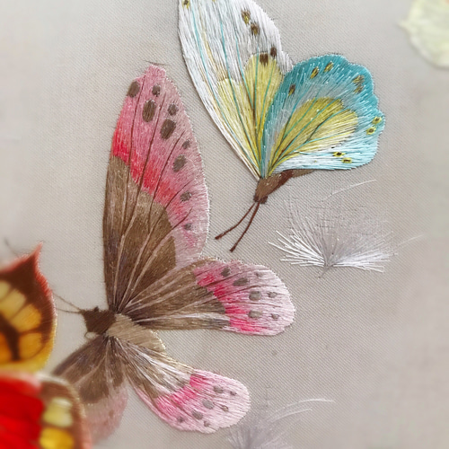 蝶々蜀繍 その他アート RURUアート刺繍 通販 12304662｜Creema(クリーマ)