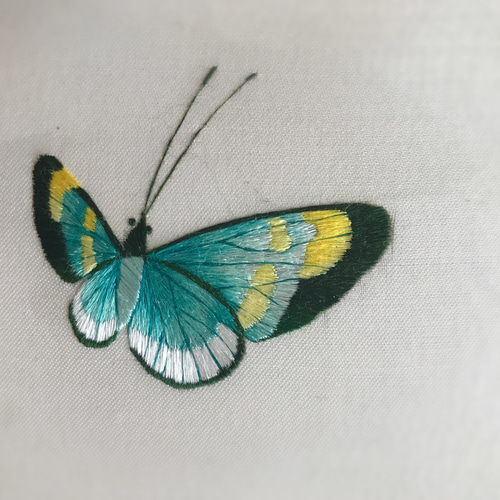 蝶々蜀繍 その他アート RURUアート刺繍 通販 12304662｜Creema