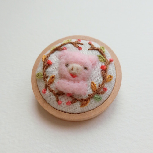 [専用　こり様]くるみボタン 刺繍 ブローチ フェルト ストラップ 新品ハンドメイド・手芸 - [専用 こり様]くるみボタン 刺繍