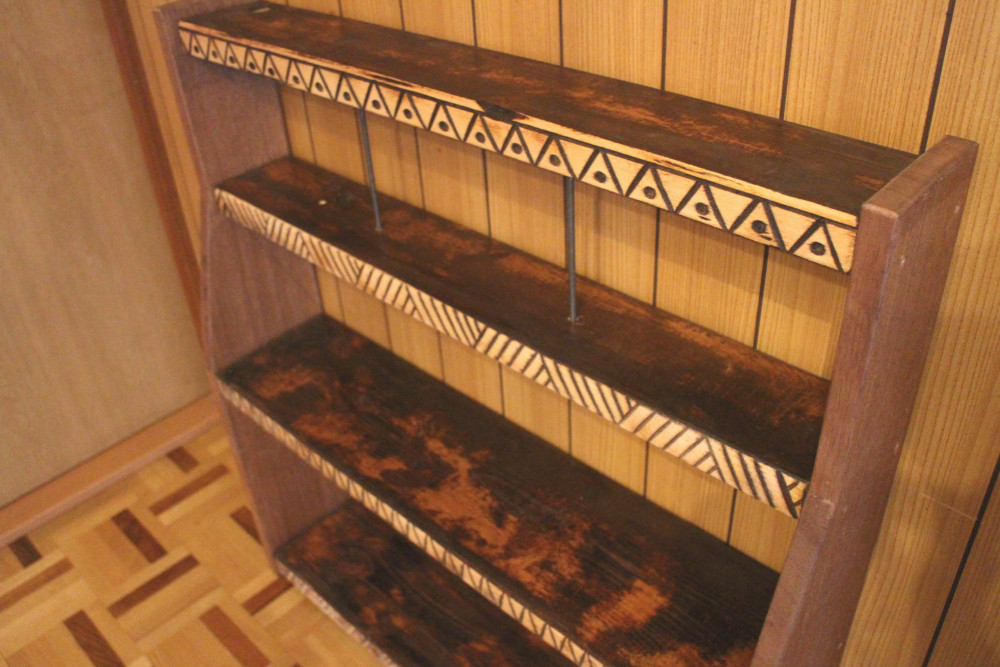 "エスニック風シェルフ" 彫り模様 オルテガ柄 メキシカン