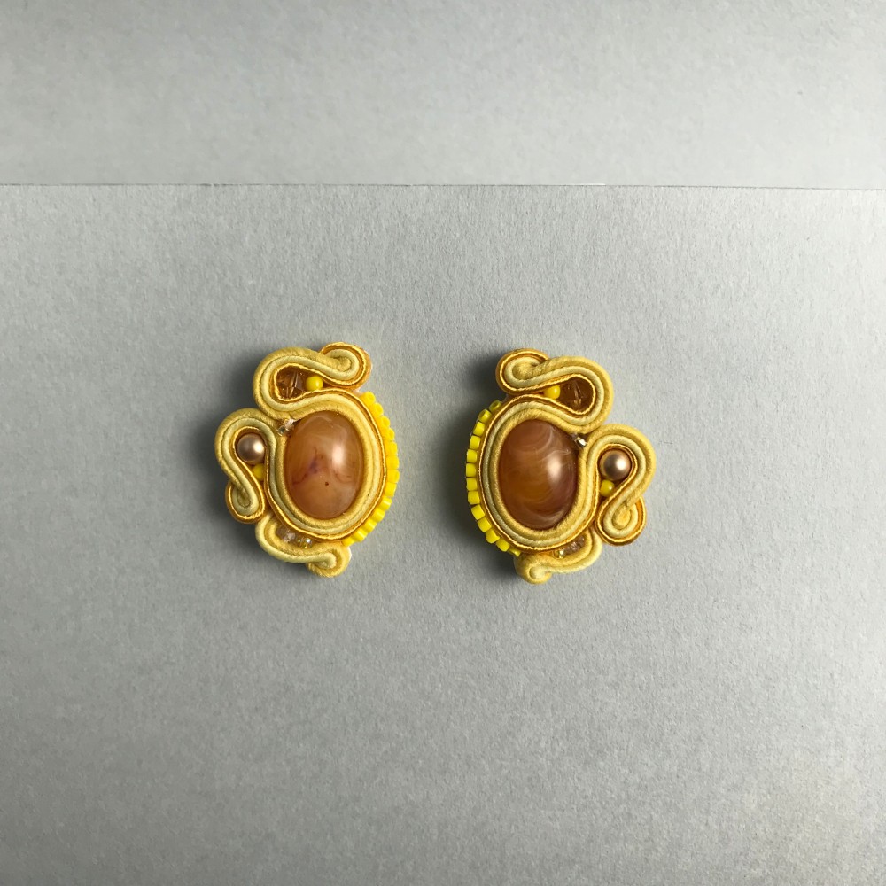 イエローマーブルピアス　1点物　ｋ16ｇｐのみ