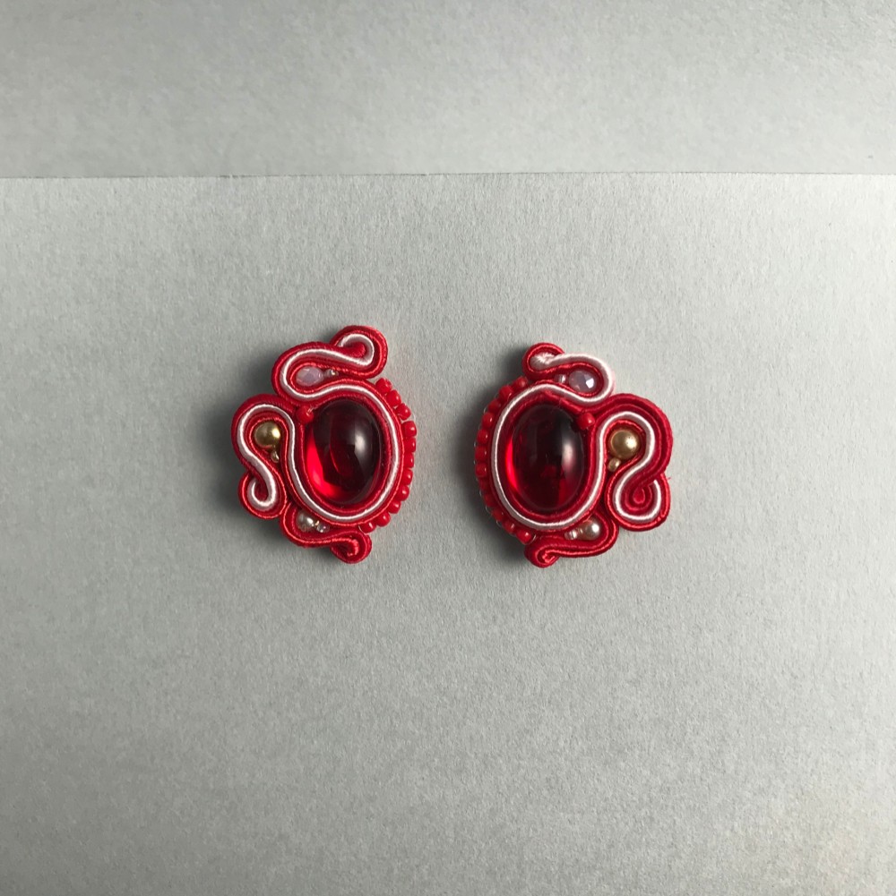 《受注生産》赤×桃×赤ピアス　Feminine Earrings　イヤリング、金属アレルギー対応
