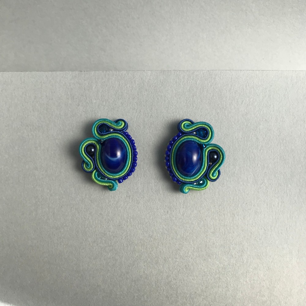 1点物　水色×黄緑×青ピアス　ｋ１６ｇｐのみ