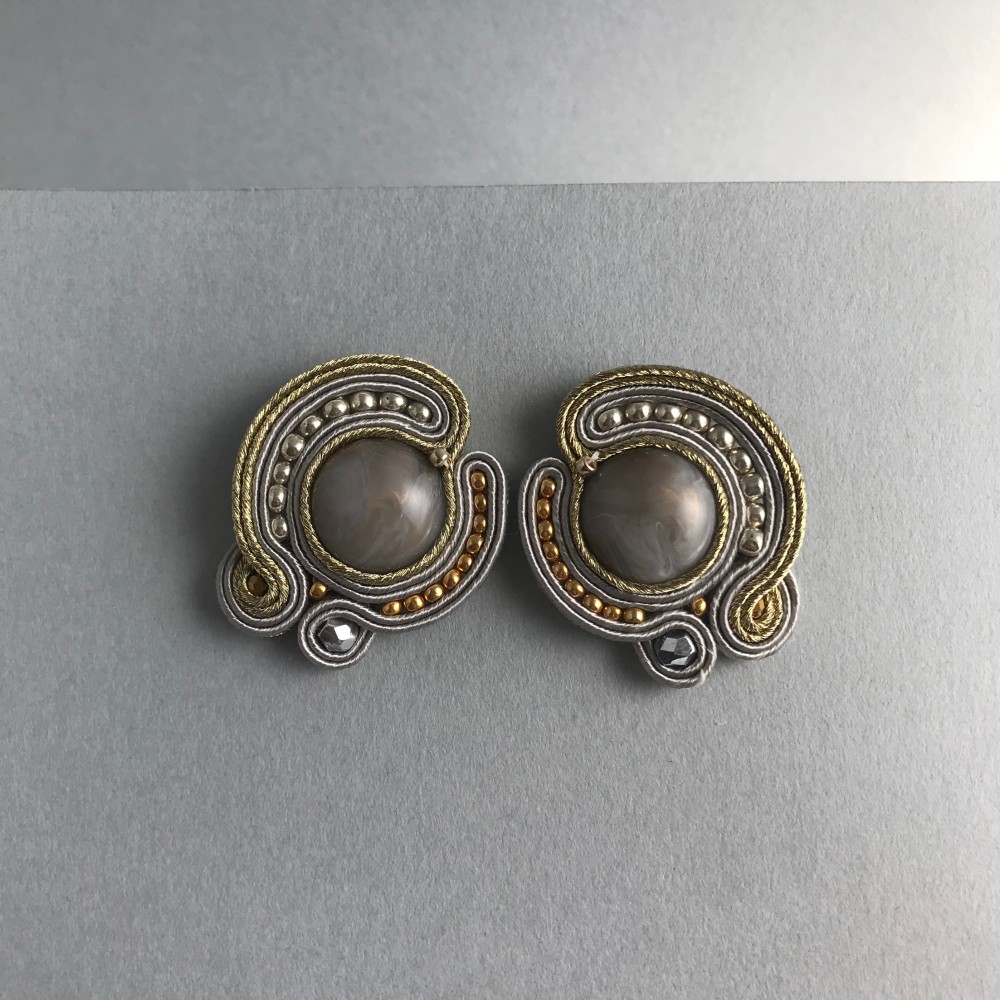 受注生産　艶灰×金　ソウタシエ　ピアス　イヤリング