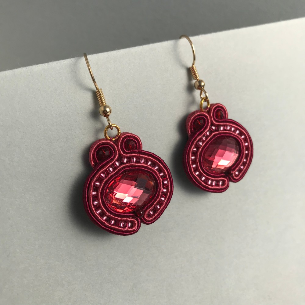 ローズピンクピアス　イヤリング可能