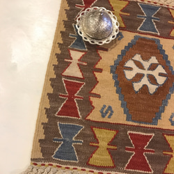 手織りの温もりを... ハンドメイド キリム kilim ✳︎国内送料無料 1枚目の画像