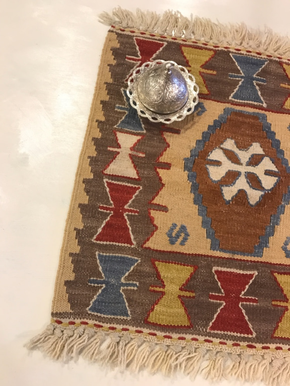 手織りの温もりを... ハンドメイド キリム kilim ✳︎国内送料無料 1枚目の画像