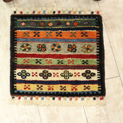 手織りの温もりを.. トルコ絨毯 ハンドメイド  座布団サイズ ストライプ Turkish kilim ✳︎国内送料無料 1枚目の画像