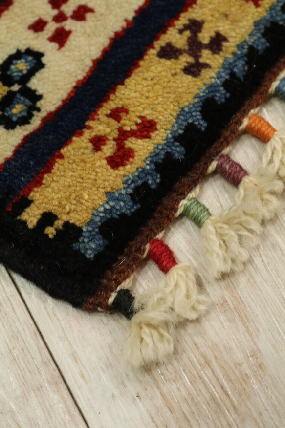 手織りの温もりを.. トルコ絨毯 ハンドメイド  座布団サイズ ストライプ Turkish kilim ✳︎国内送料無料 4枚目の画像