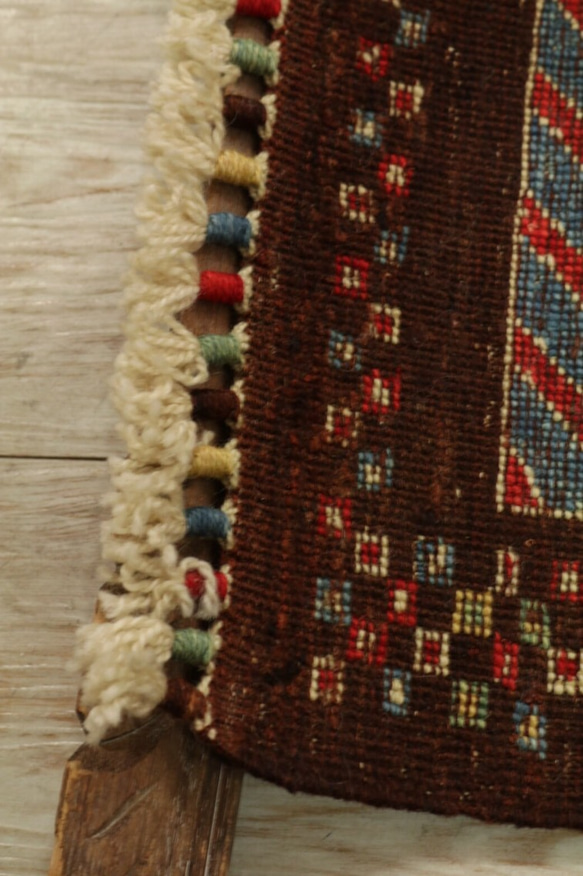 手織り トルコ絨毯 ハンドメイド  座布団サイズ ダークブラウン Turkish kilim✳︎国内送料無料 3枚目の画像