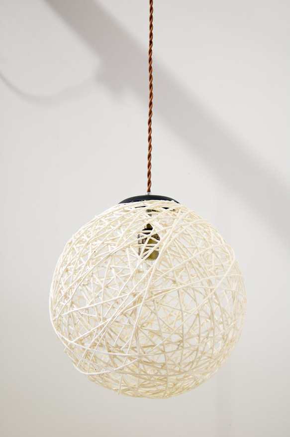 String Ball Pendant Lamp 1枚目の画像