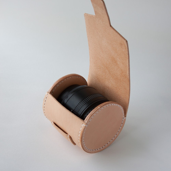 フルハンドメイド カスタムベジタブルタンニン鞣し革 本革レンズケース 筒型ボックス オリジナルデザイン 8枚目の画像