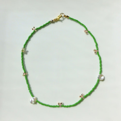peace necklace -green & pearl- 2枚目の画像