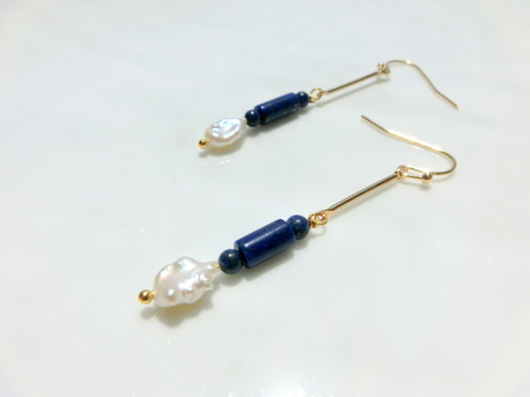 ’Santorini' earrings 3枚目の画像