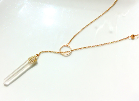crystal point necklace 2枚目の画像