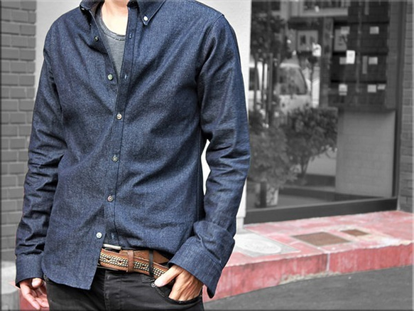 Beautiful casual denim shirt 第3張的照片