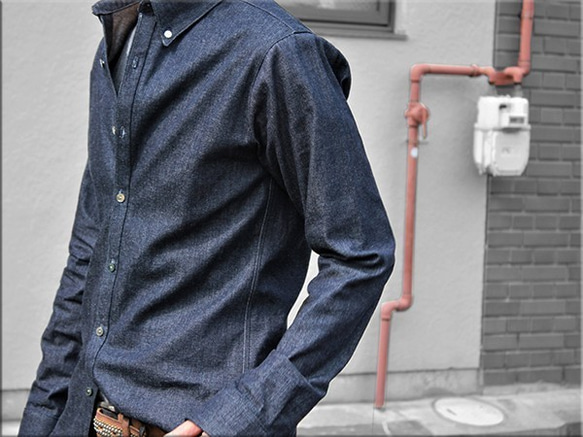 Beautiful casual denim shirt 第2張的照片