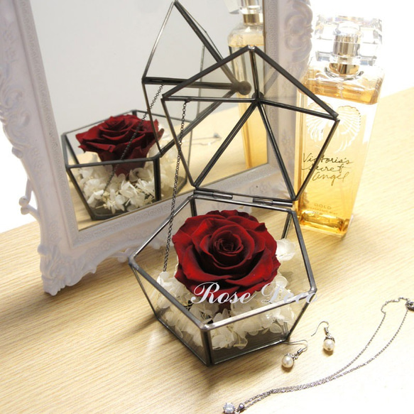 《訂製品》 五角形玻璃珠寶盒   深紅色  不凋玫瑰花 第7張的照片