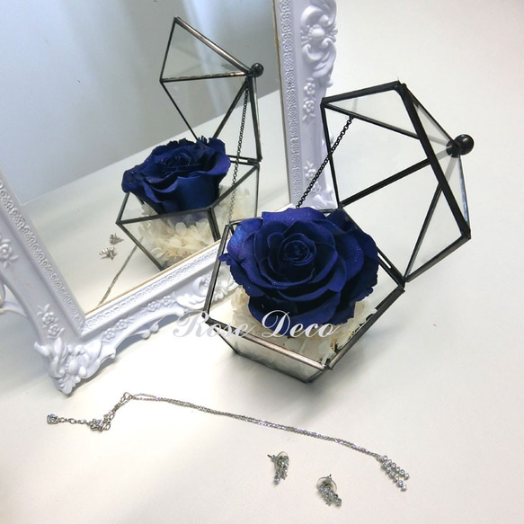 《訂製品》 鑽石不凋玫瑰花 五角形玻璃珠寶盒  寶藍色 第2張的照片