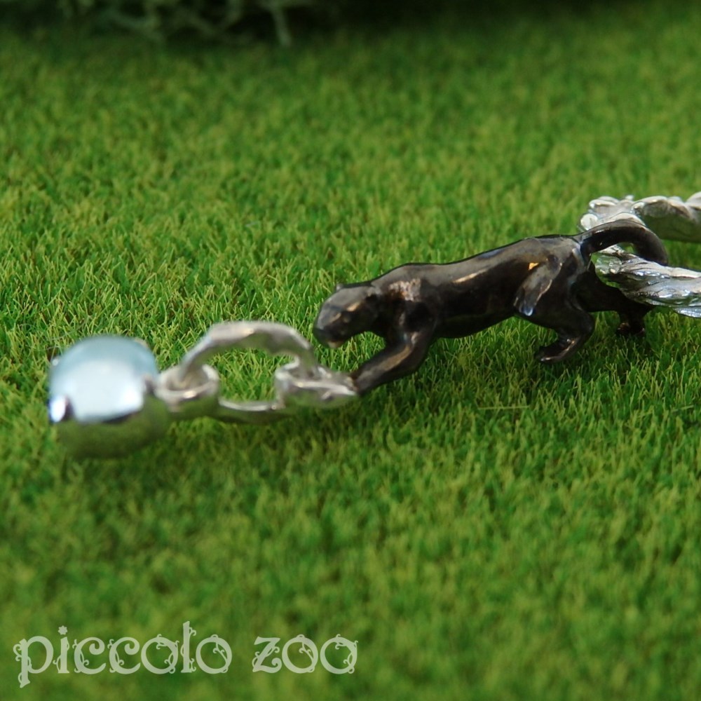 ピューマペンダント(ブラック)