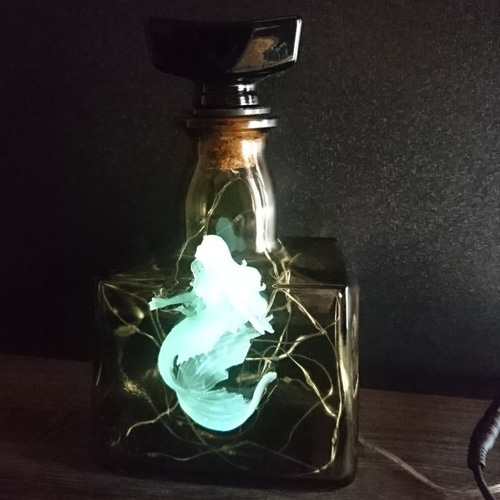 サントリーローヤルウイスキーボトルランプ（人魚） スタンドライト