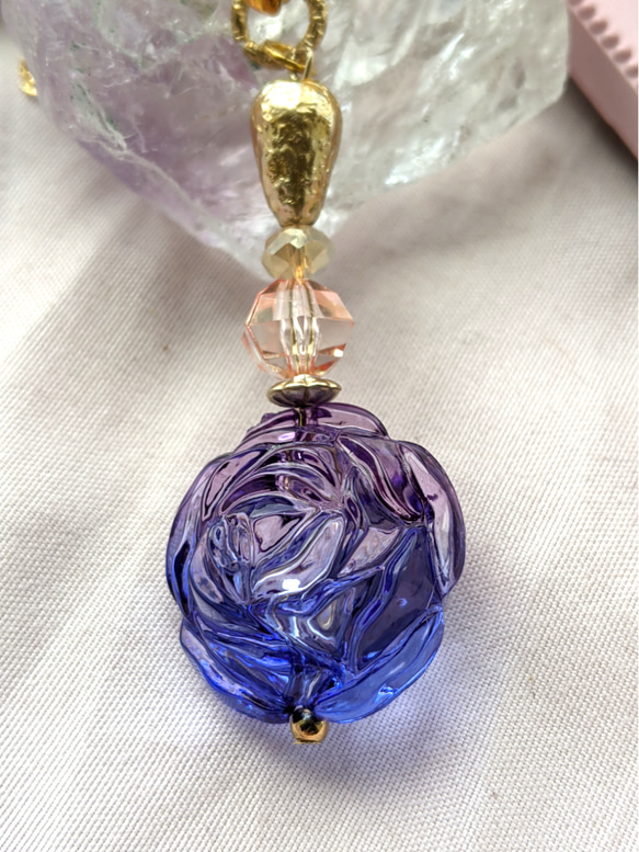 【Creema限定】薔薇香水瓶のネックレス【K14gfチェーン使用】 2枚目の画像