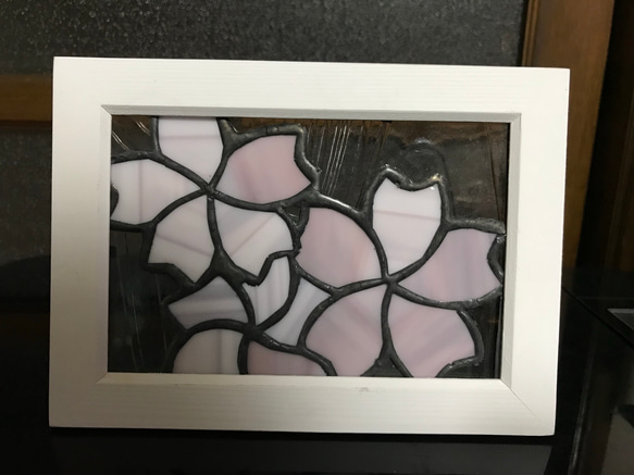 ステンドグラス桜パネル 2枚目の画像