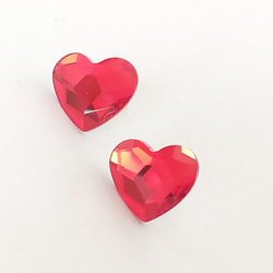 【スワロフスキー　classy heart 　ハート　 赤のピアス】10mm  バレンタイン　ハート 6枚目の画像