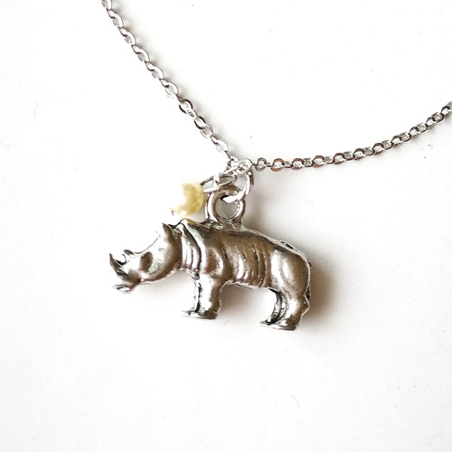 サイ のネックレス】動物 犀 ネックレス・ペンダント annanncat 通販