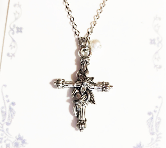 花の絡まる十字架 のネックレス】シルバー クロス キリスト ネックレス
