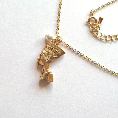 希少　エジプトジュエリー18K　ネフェルティティ K18 エジプト ネフェルティティ ネックレス - メルカリ