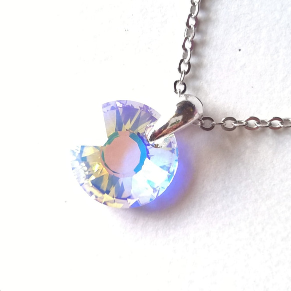 【稀少　スワロフスキー　クリスタルオパール　sun necklace】１２ｍｍ　 3枚目の画像