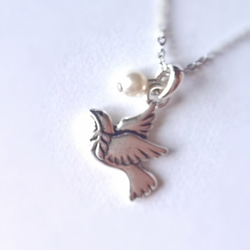 【 Peace Dove (オリーブの葉をくわえた鳩 　ノアの箱舟 ) 平和　の　ネックレス　】平和の象徴 2枚目の画像
