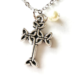 【ケルト　十字架　のネックレス】アンティックシルバー　ケルティック　クロス　十字 2枚目の画像