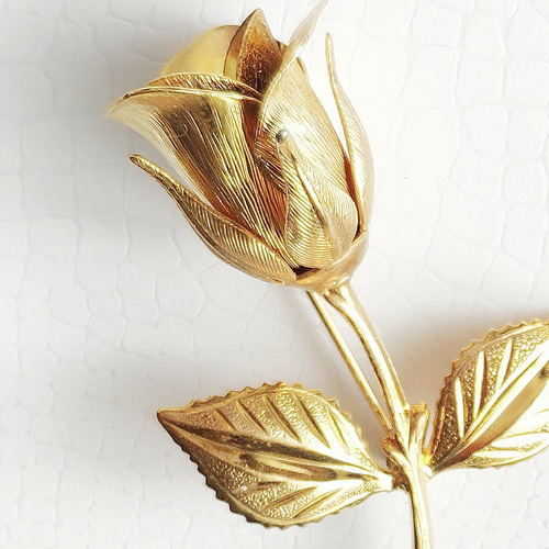 ビンテージ 薔薇(バラ ばら 花）の ブローチ】アメリカ製 バラ ばら