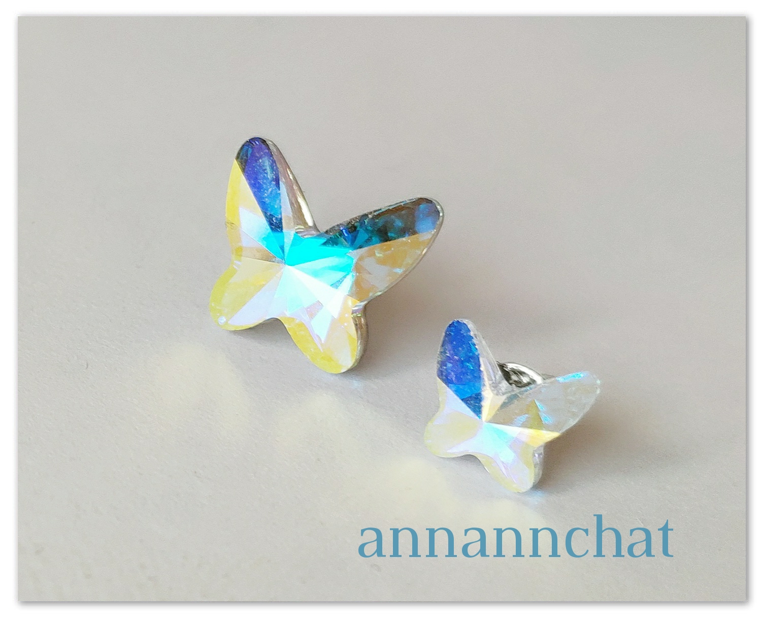 スワロフスキー❤️ 18Kgf 幸運ちびトカゲ ブローチ｜