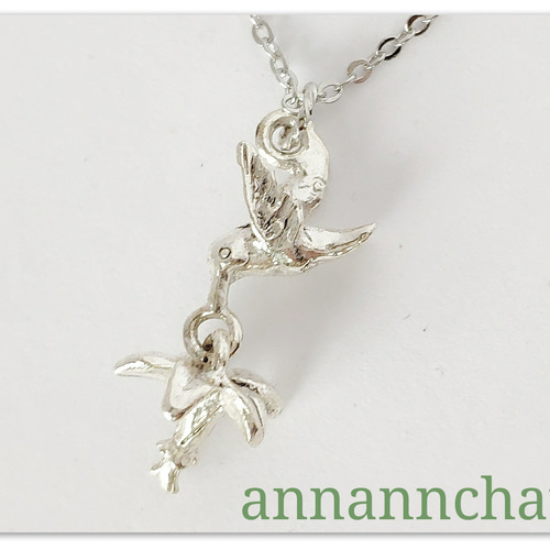 SWAROVSKI ハチドリ ネックレス ハチドリ（鳥）のネックレス】はちどり ネックレス・ペンダント