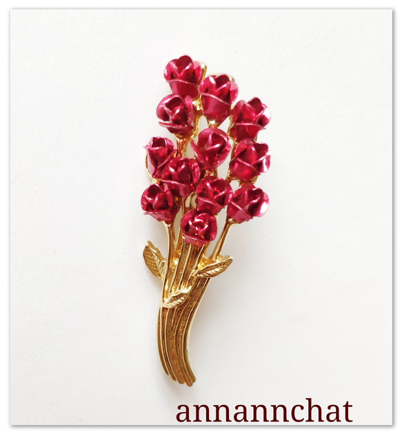 ヴィンテージ 赤い薔薇（バラ）の ブローチ】5cm 薔薇好きな方へ