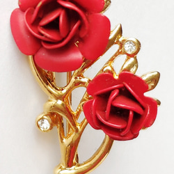 【ヴィンテージ　赤い薔薇（バラ）　ラインストーン　　ブローチ】母の日　４３ｍｍ　薔薇好きな方へ 2枚目の画像