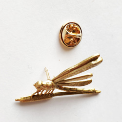 【蜻蛉（トンボ）とガマの穂　(43mm×２6mm）真鍮　ピンブローチ】秋　とんぼ　男性にも　 3枚目の画像